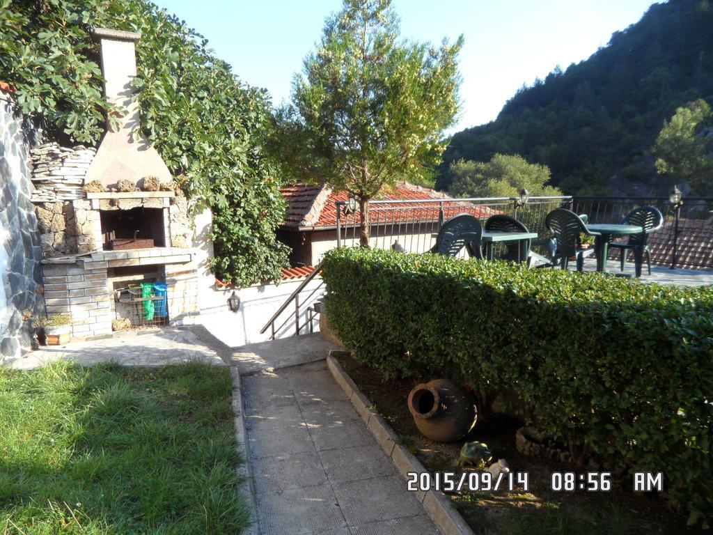 Guest House Perla Batchkovo Extérieur photo
