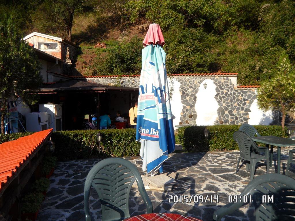Guest House Perla Batchkovo Extérieur photo