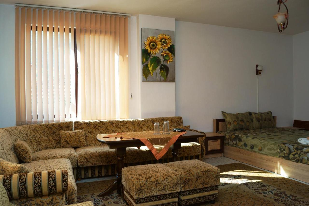 Guest House Perla Batchkovo Extérieur photo